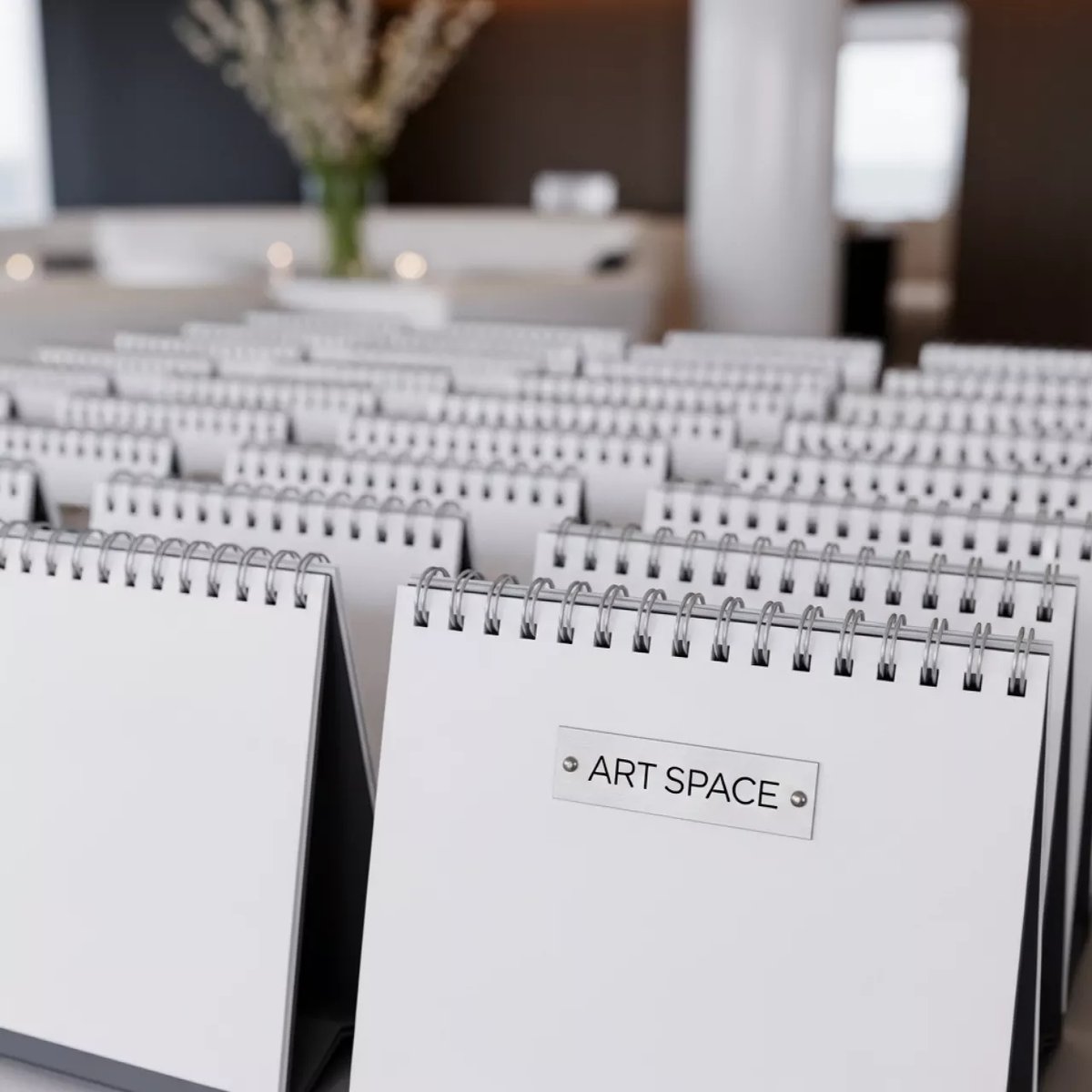 Аренда Ригель для календаря 450 мм 1000 шт белых на VIP теплоходе (Морпорт Сочи) — ART SPACE