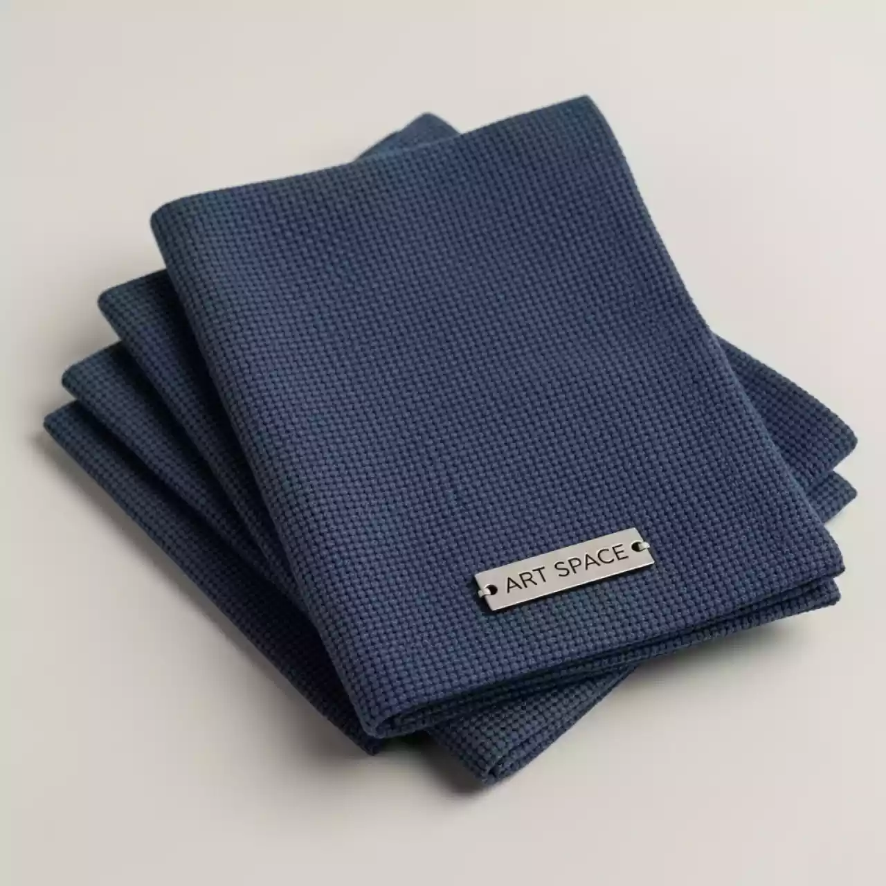 Аренда Салфетка текстиль темно синяя нави 30х30 см в ресторане «Магадан» — ART SPACE