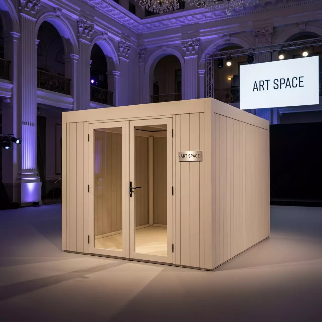 Аренда Сарай Манор 6х8DD бежевый в Зале органной и камерной музыки — ART SPACE