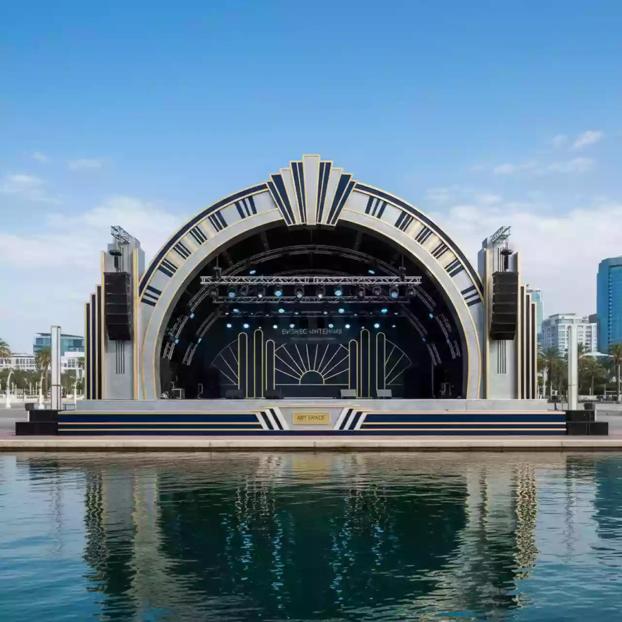 Аренда Сцена арочная 8х6 м металлик на Имеретинской набережной — ART SPACE