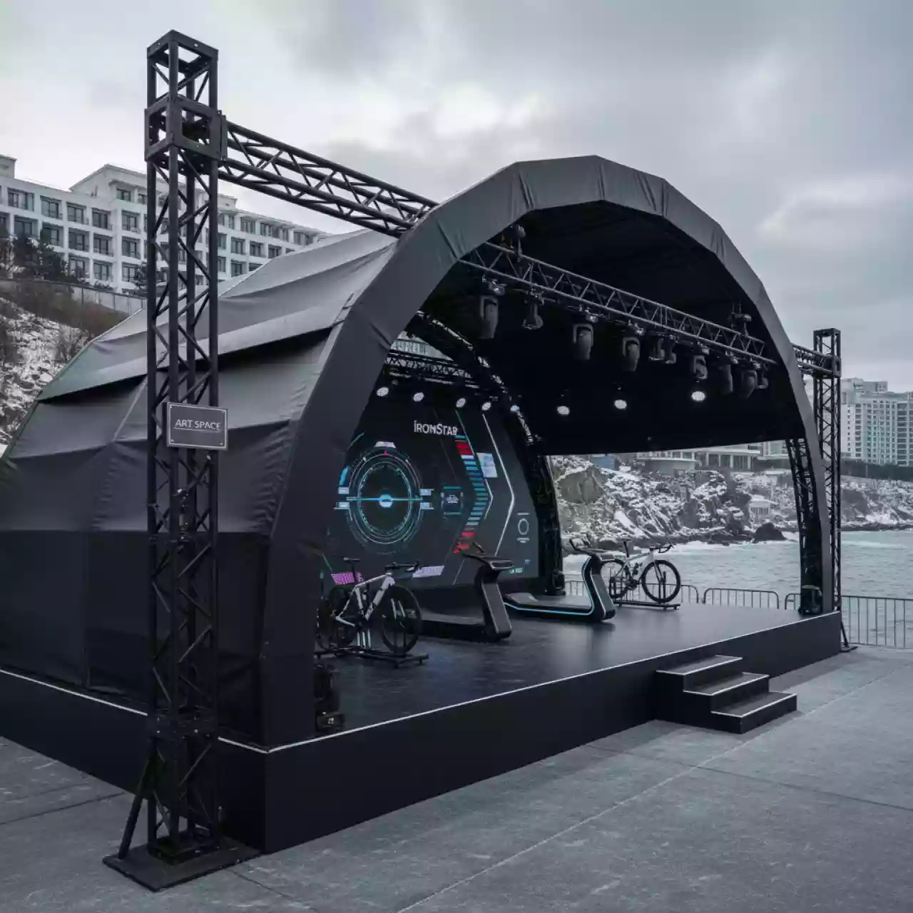 Аренда Сцена арочная черная 14х10 м в санатории «Сочи» — ART SPACE