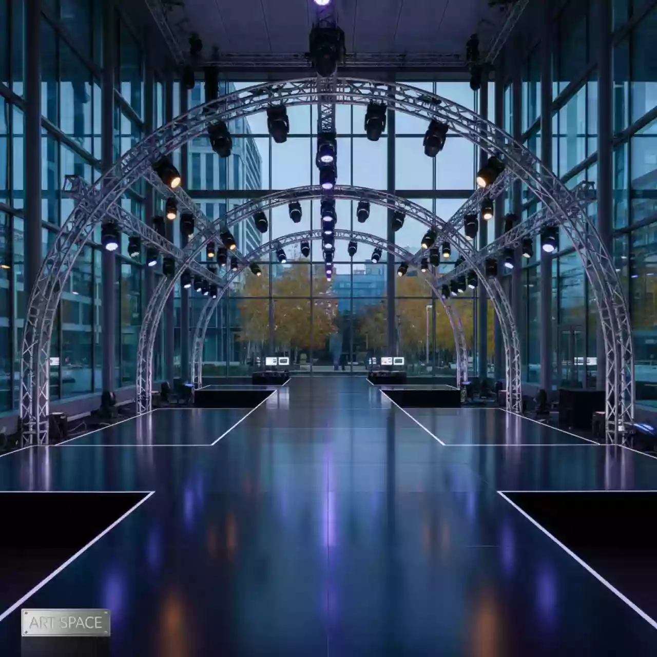 Аренда Сцена арочная металлик 18х12 м в Delta Sirius — ART SPACE