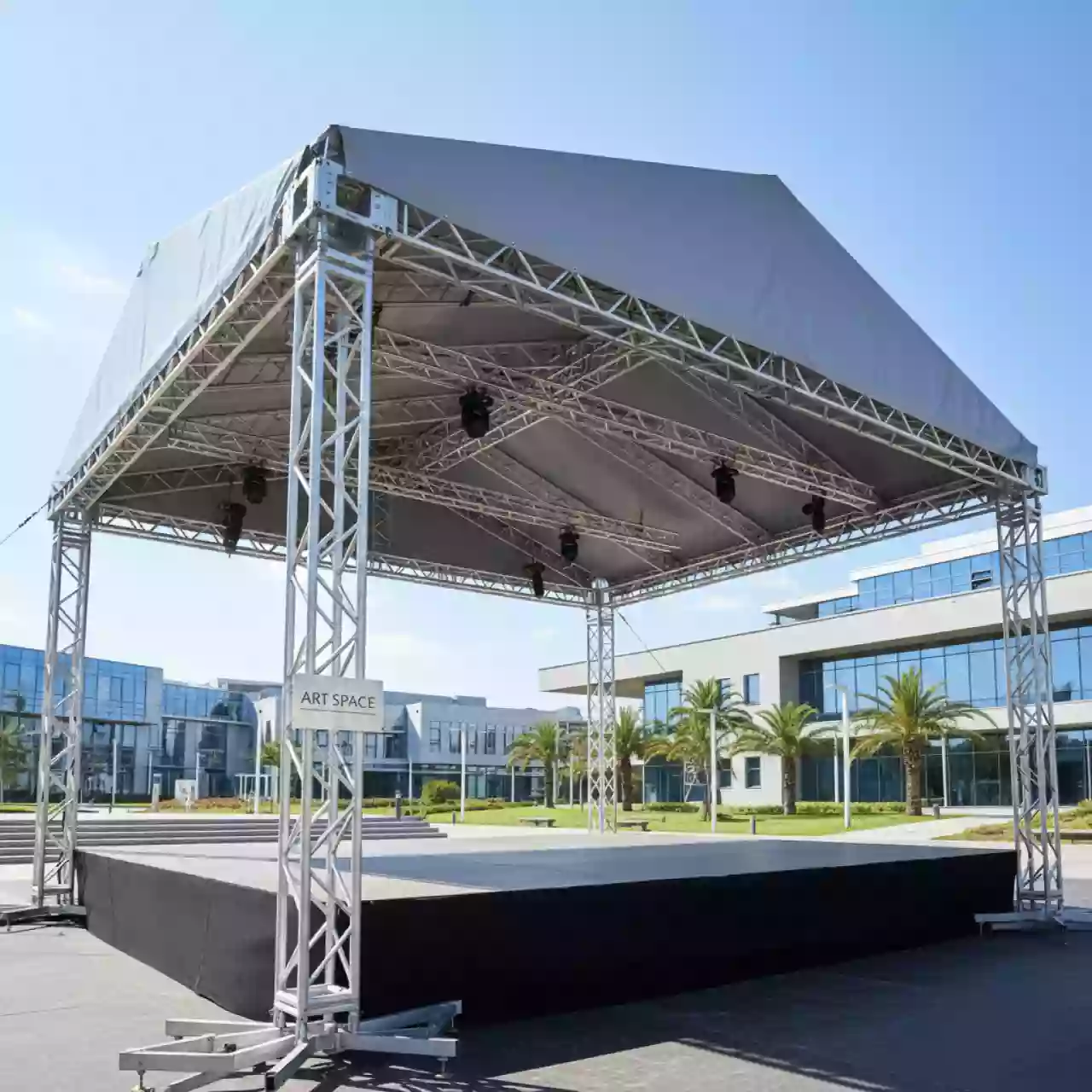 Аренда Сцена двускатная 16х12 м металлик в Университете «Сириус» — ART SPACE