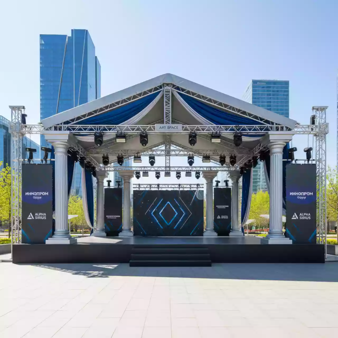 Аренда Сцена с крышей в Alpha Sirius — ART SPACE