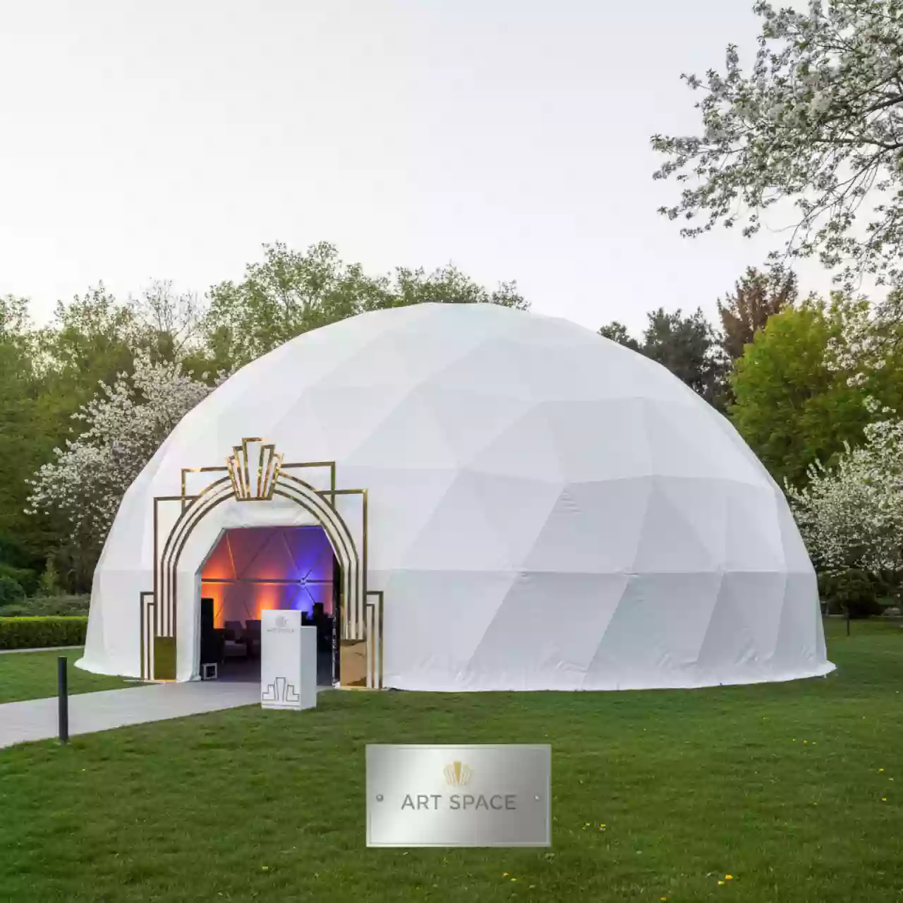 Аренда Шатер сферический купол диаметр 26 м в комплексе «Дагомыс» — ART SPACE