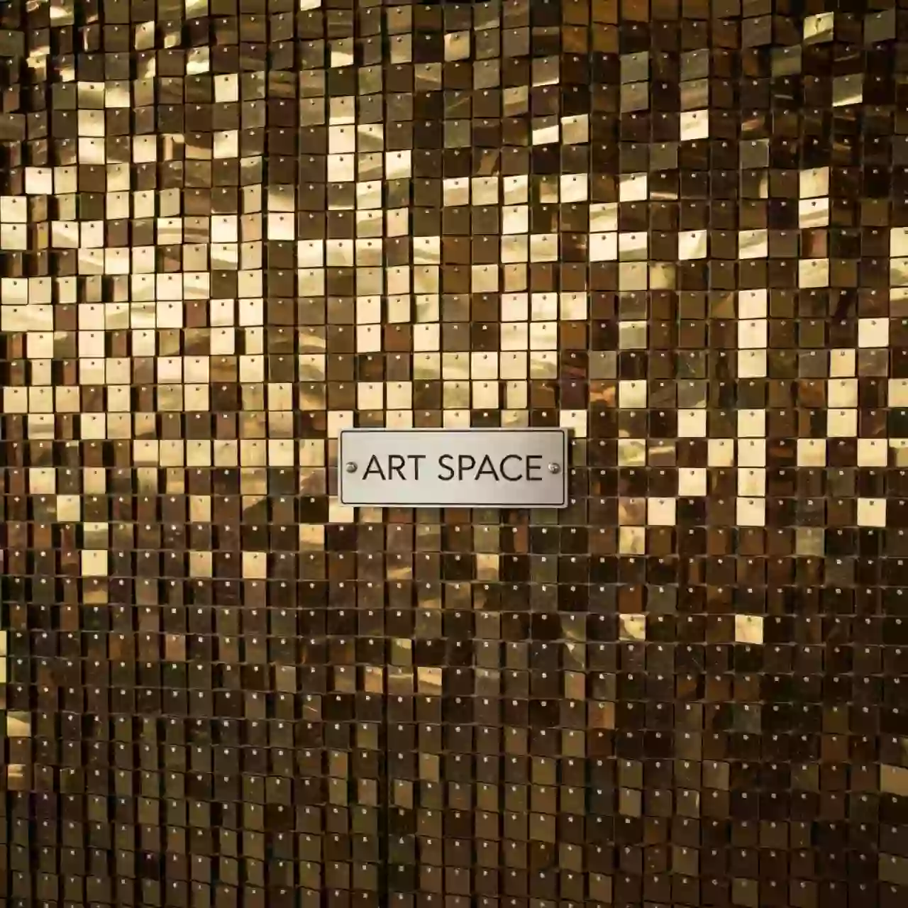 Аренда Ширма с пайетками золотая в City Park Hotel Sochi — ART SPACE
