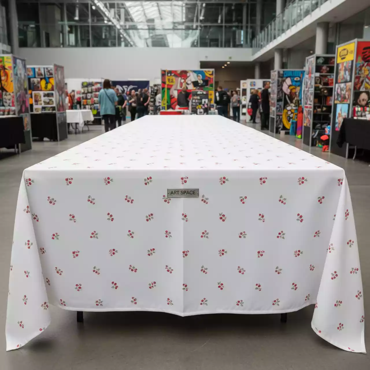 Аренда Скатерть прямоугольная 3000х2300 в пол журавинка в отеле «Звездный» — ART SPACE