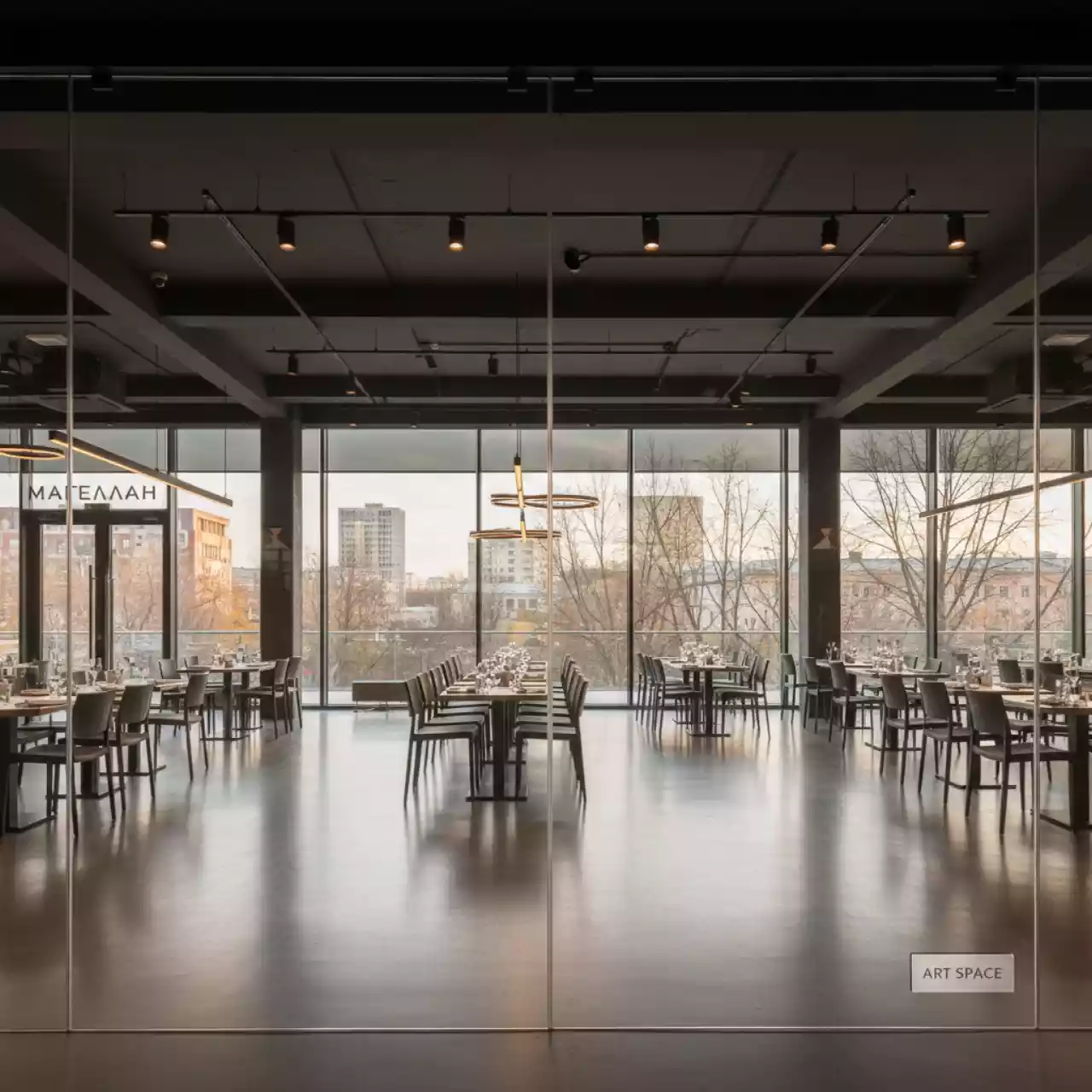 Аренда Стекло сверхтонкое в ресторане «Магеллан» — ART SPACE