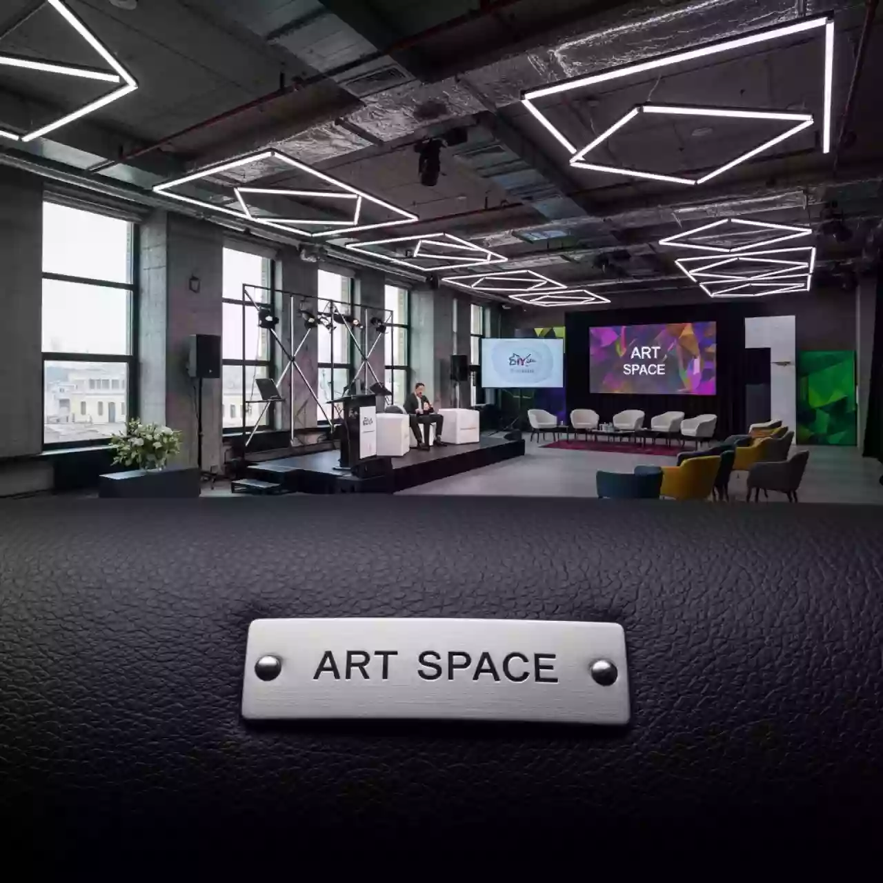 Аренда Субботник дизайнерский Seasons 17 в VK Stadium Sirius — ART SPACE