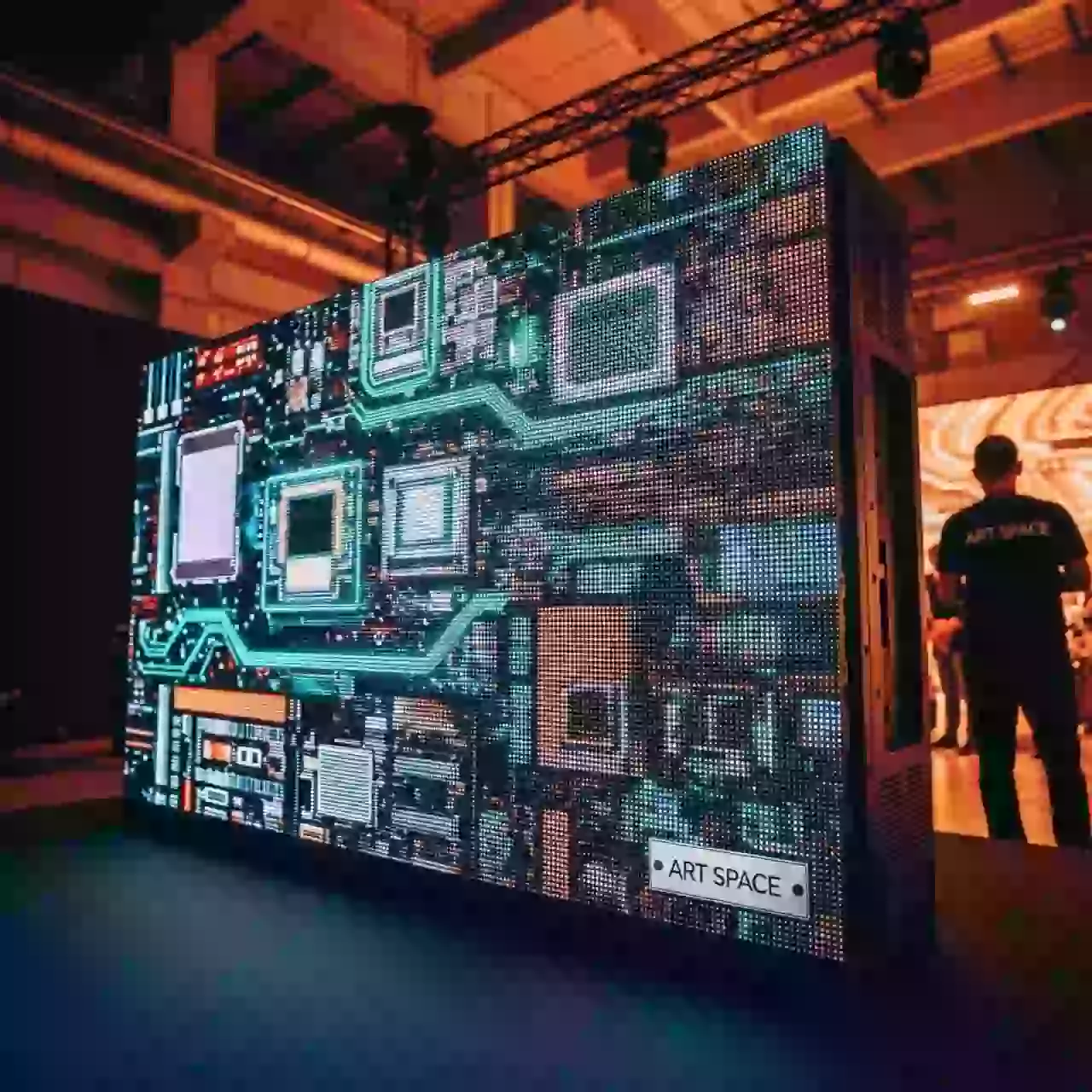 Аренда Светодиодный экран серии M Plus 5х4 м в Red Arena — ART SPACE