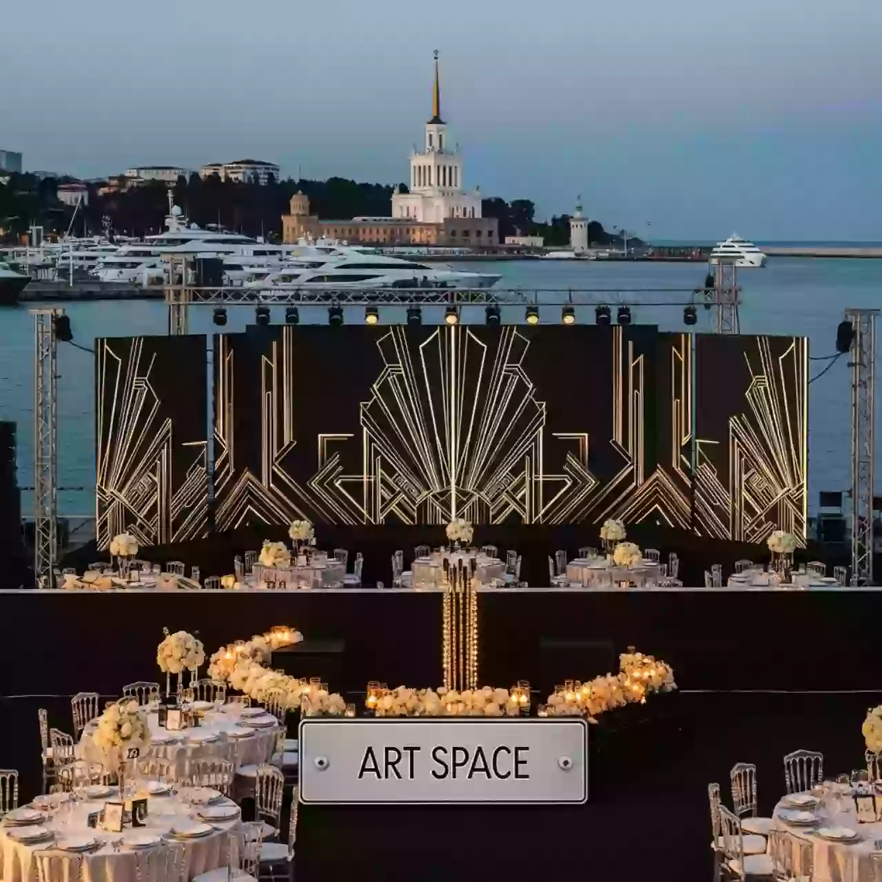 Аренда Светодиодный LED экран на территории Морпорта Сочи — ART SPACE