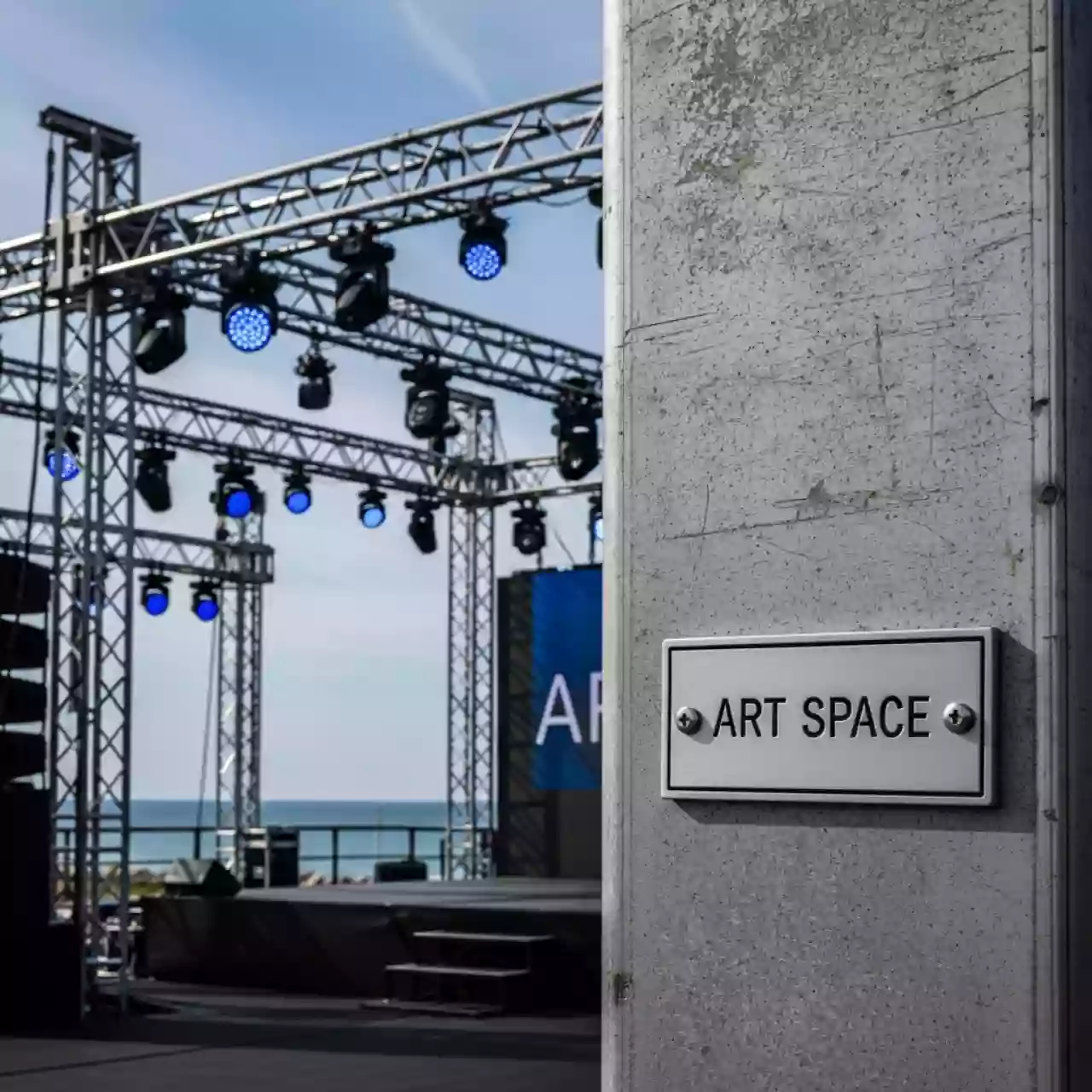 Аренда Управление и поддержка мероприятий в пляжном комплексе VinoGrad — ART SPACE