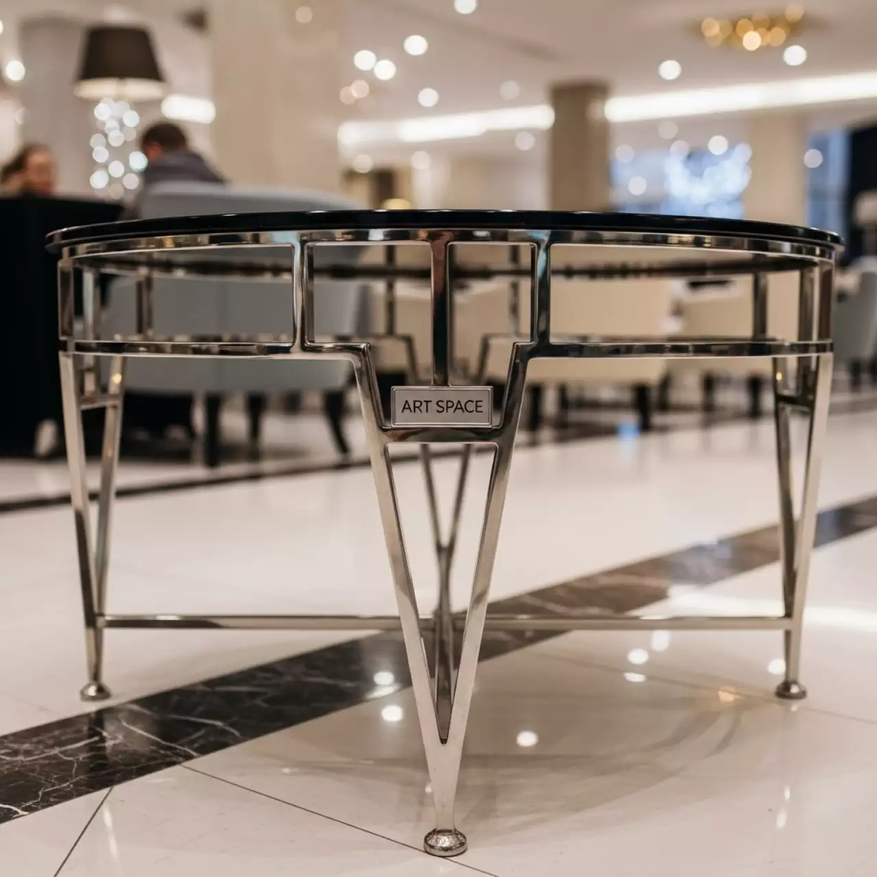 Аренда Журнальный стол silver black в Grand Karat Sochi