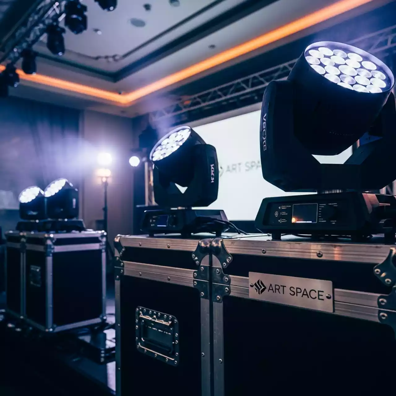 Аренда Звукового Светового и Видео Оборудования в ресторане «Voda» — ART SPACE